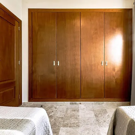Ocean View La Arena Apartment *